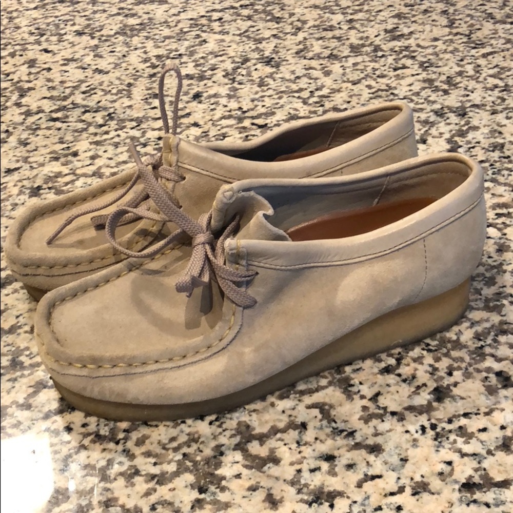 Women’s Clarks Wallabees